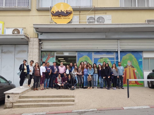 استضافة مميزة  في مسرح الحنين لسفراء روتشيلد ضمن مؤتمر نصف العام للمجتمع العربي