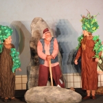 مسرحية الشجرتان